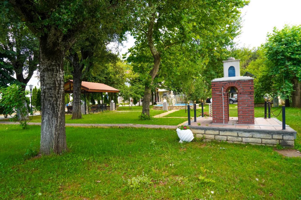 Krikonis Hotel Ioannina Extérieur photo